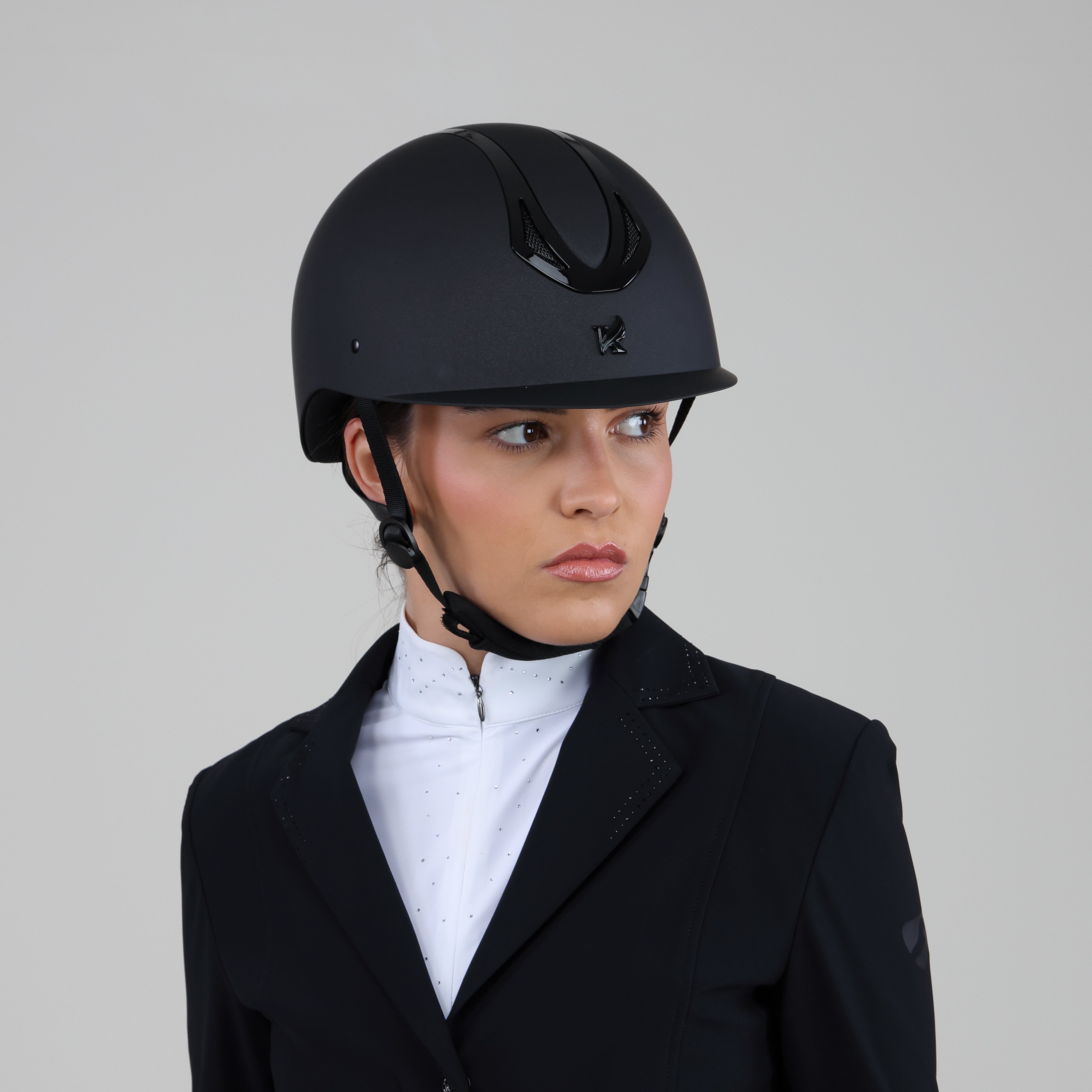 Karben Silvia Standard Peak Helmet